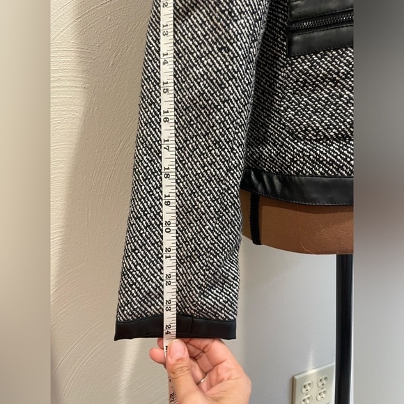 Miss London black and white blazer with leather accents - Picture 6 of 7